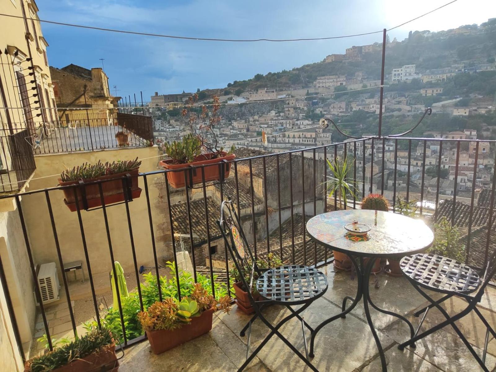 Bed and Breakfast Casa Sipione Papa Модика Экстерьер фото