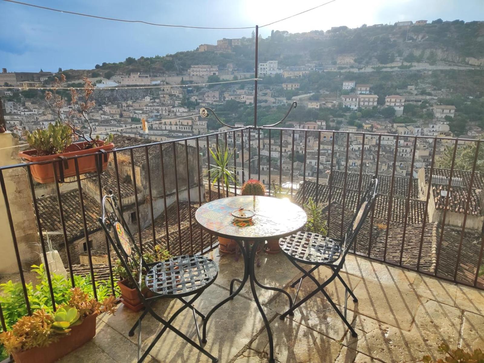 Bed and Breakfast Casa Sipione Papa Модика Экстерьер фото