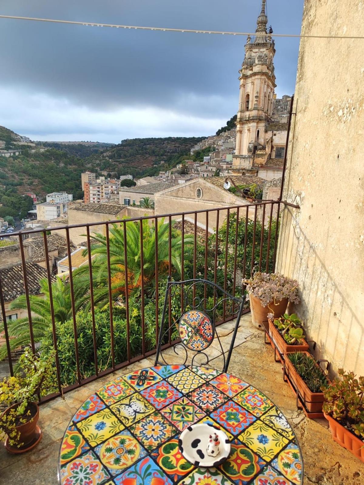 Bed and Breakfast Casa Sipione Papa Модика Экстерьер фото